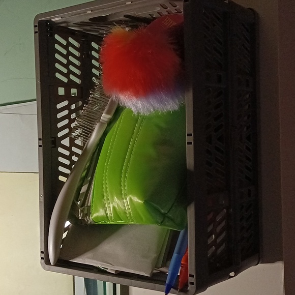 Organization box when needed - Picture 4 of 4